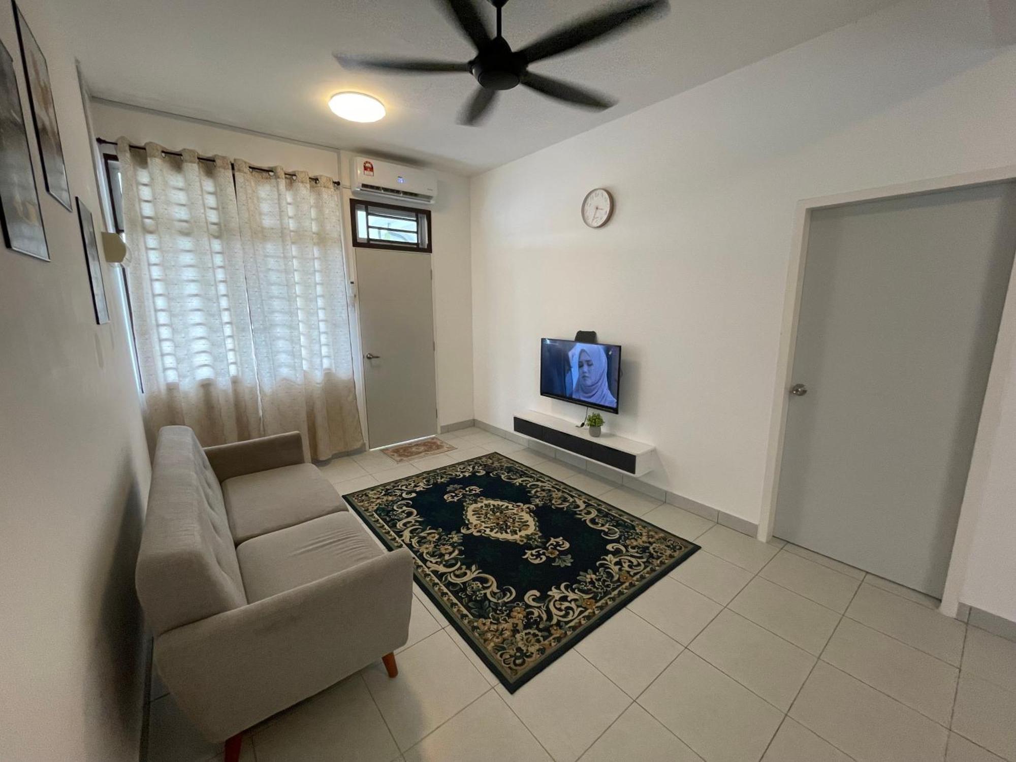 Dm Homestay Skudai Exterior photo